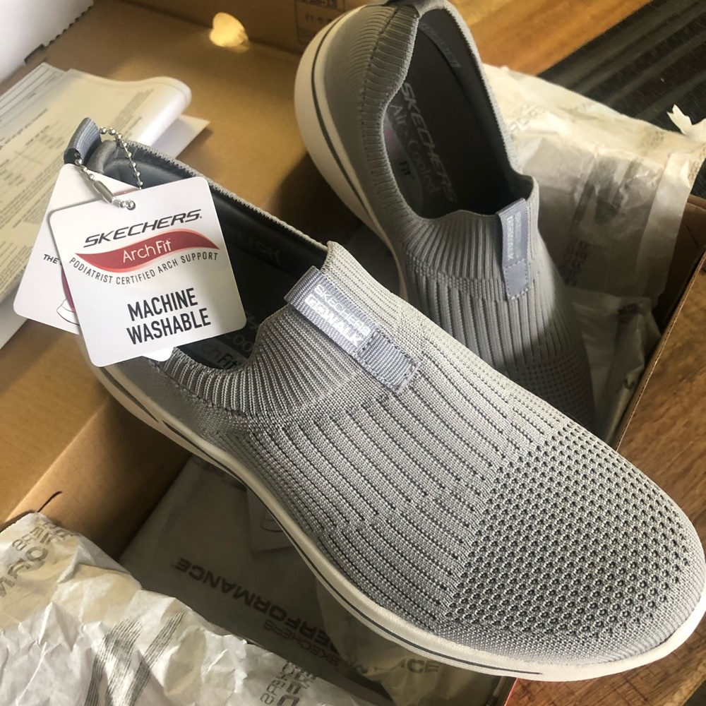 Brand new Sketchers